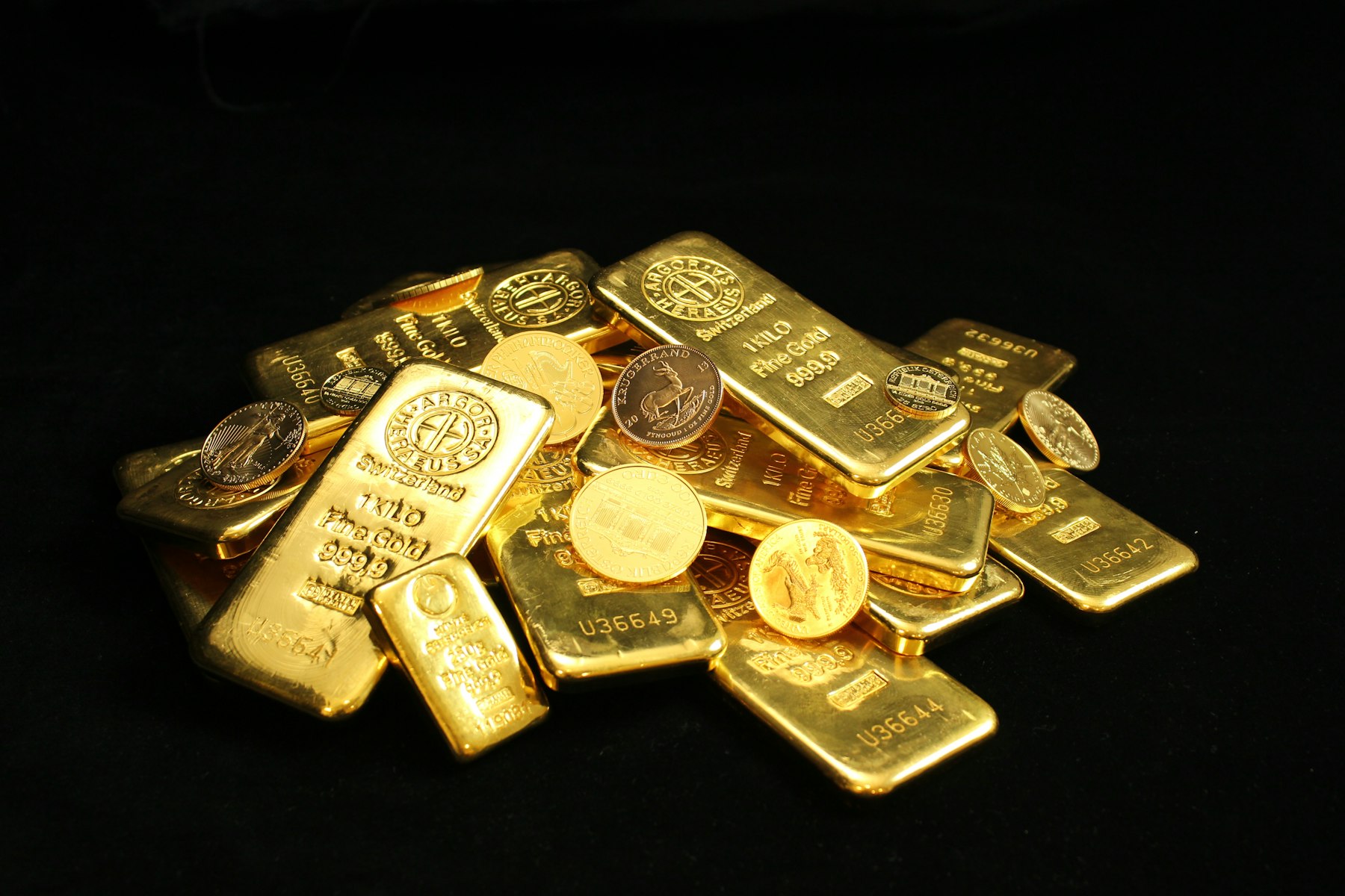 Silver bullion bars and coins